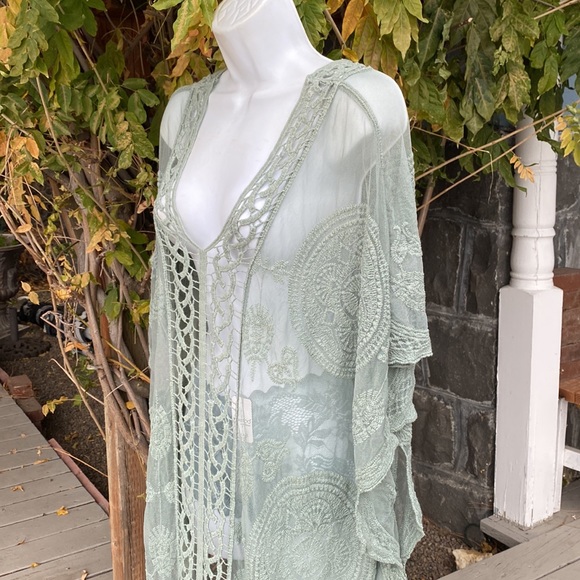 Bohemian gorgeous lace dress - Picture 4 of 7